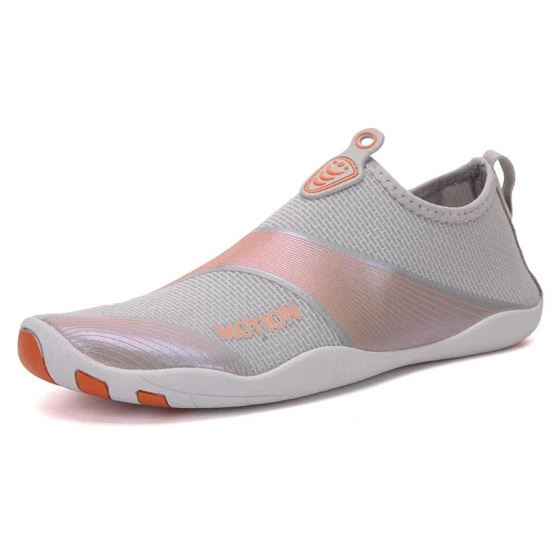 AquaMotion Pro : Chaussures aqua unisexe antidérapantes | ZOLVIA Gris / 38
