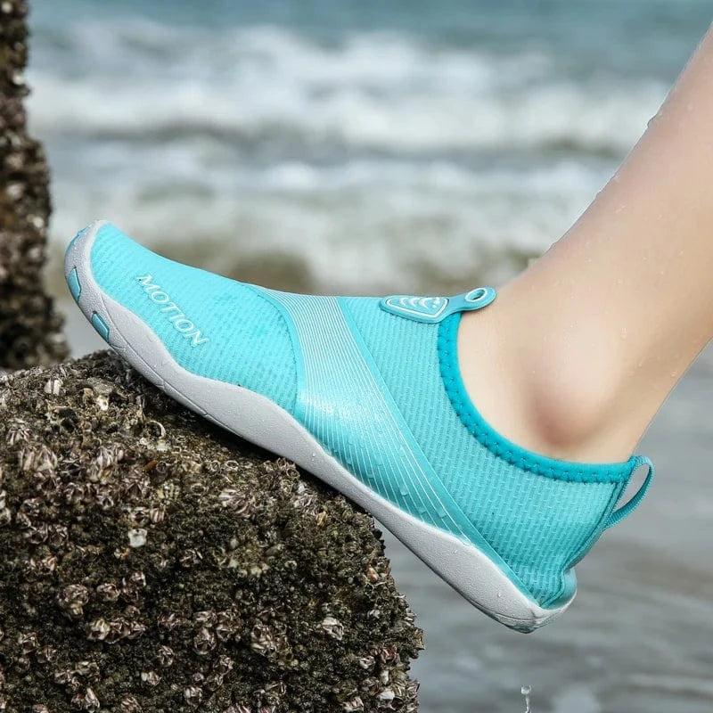 Chaussons Plage enfants antidérapants et fun | ZOLVIA SplashyKids™
