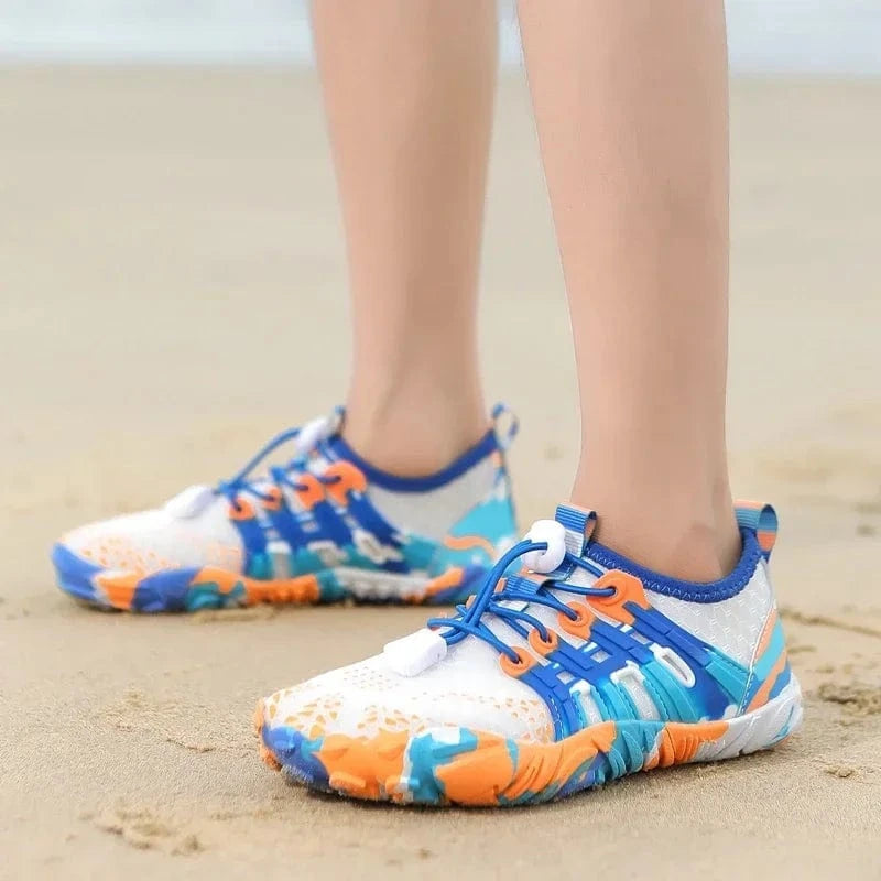 Chaussures aquatiques enfants colorées et antidérapantes | ZOLVIA