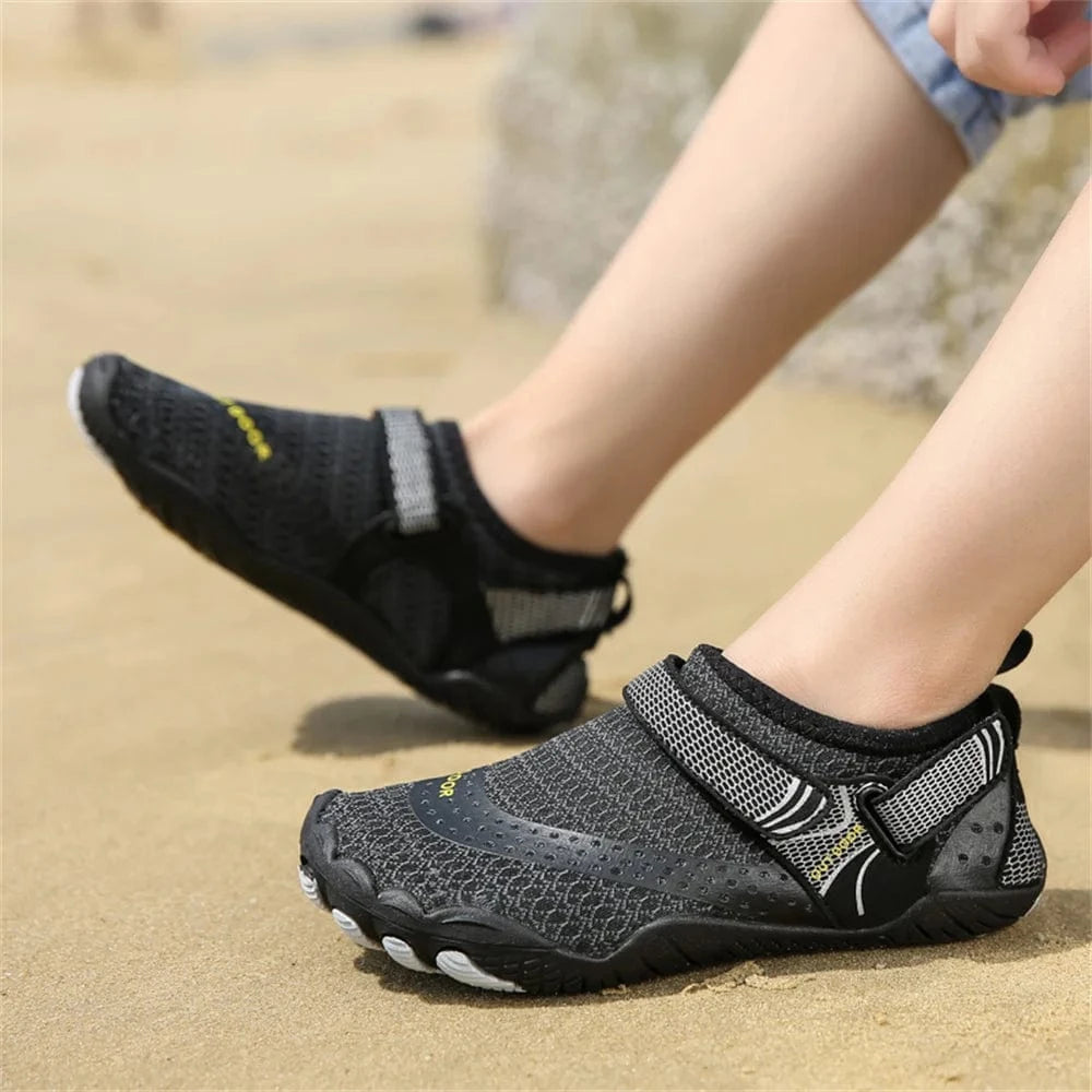 Chaussures d'eau enfants antidérapantes 5 doigts | ZOLVIA