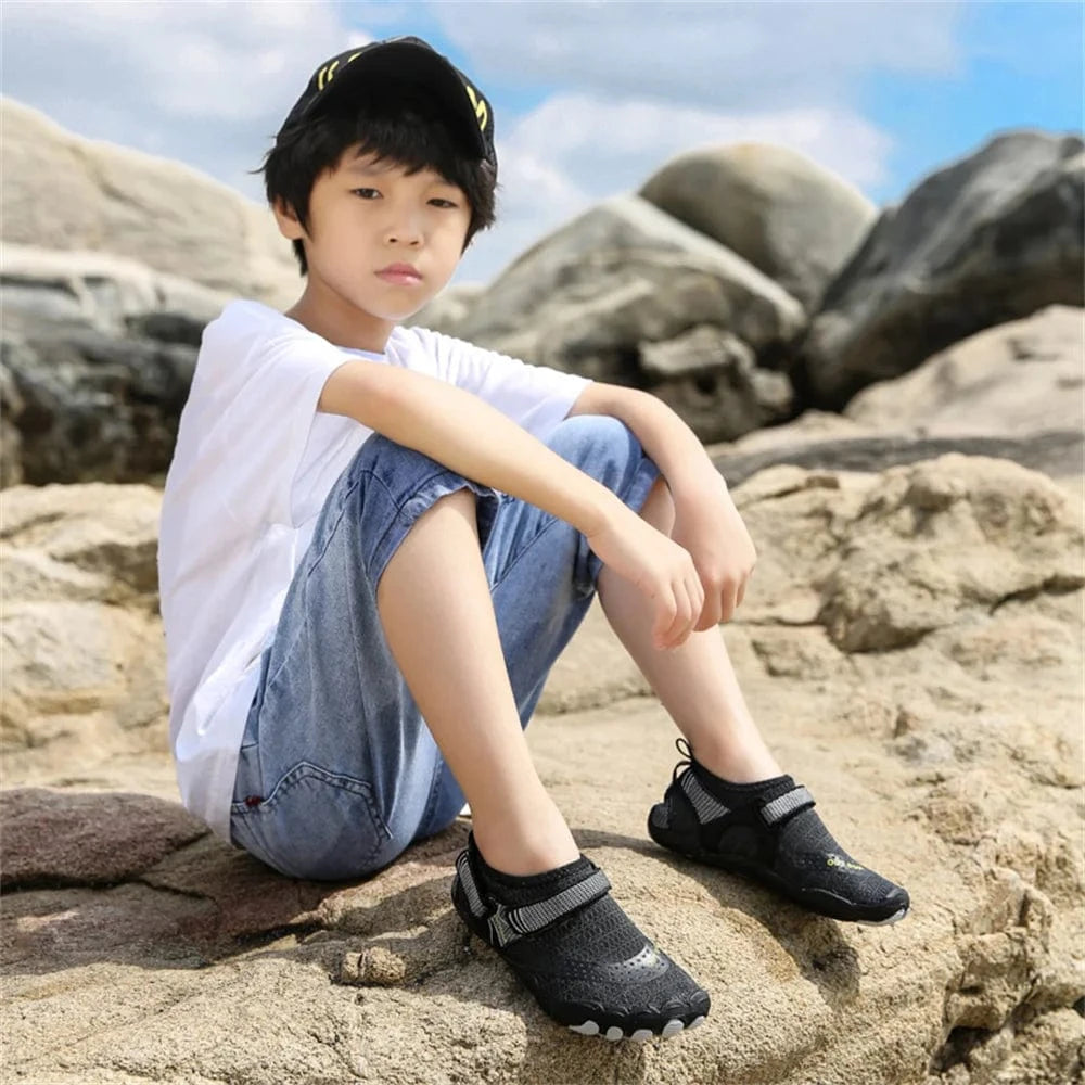 Chaussures d'eau enfants antidérapantes 5 doigts | ZOLVIA