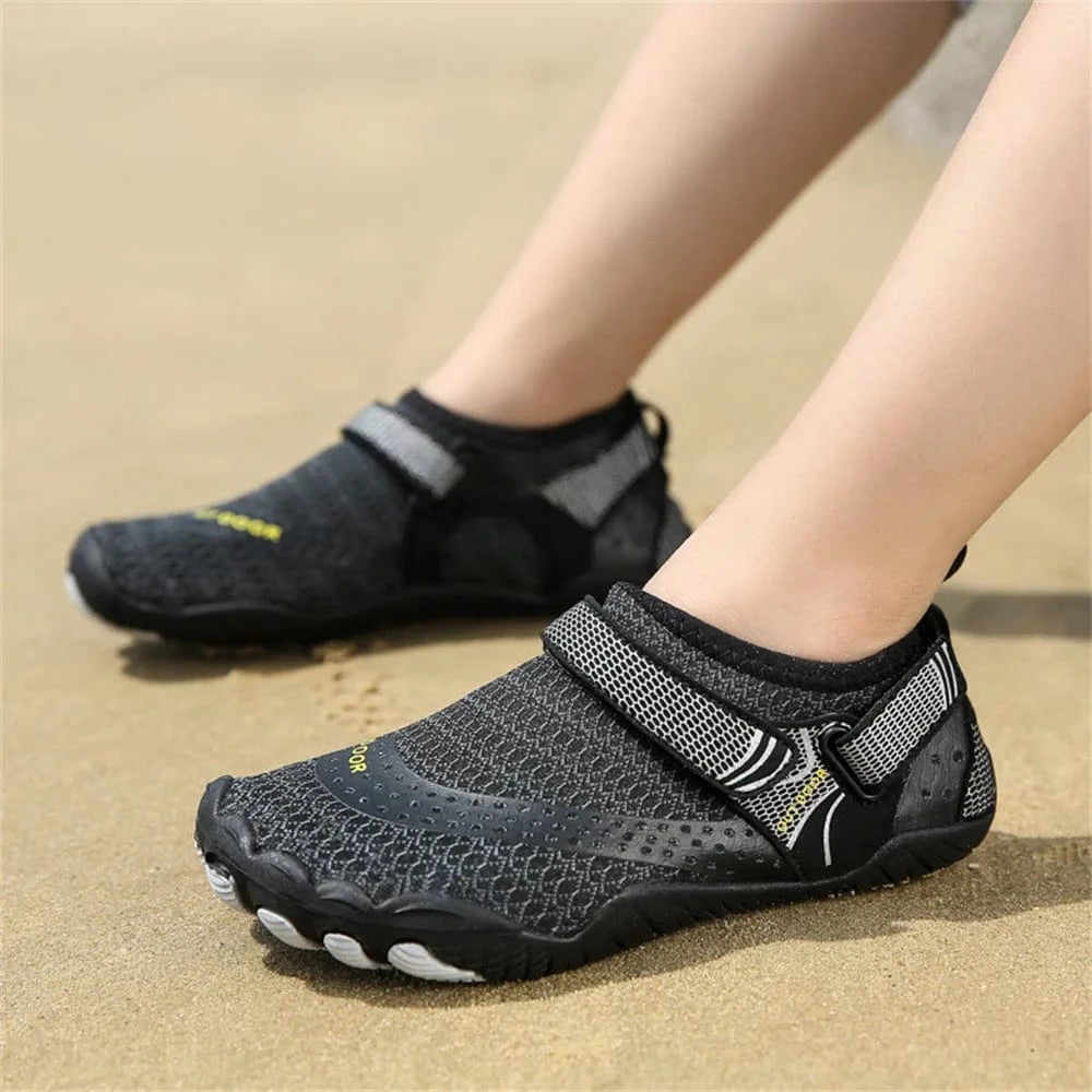 Chaussures d'eau enfants antidérapantes 5 doigts | ZOLVIA