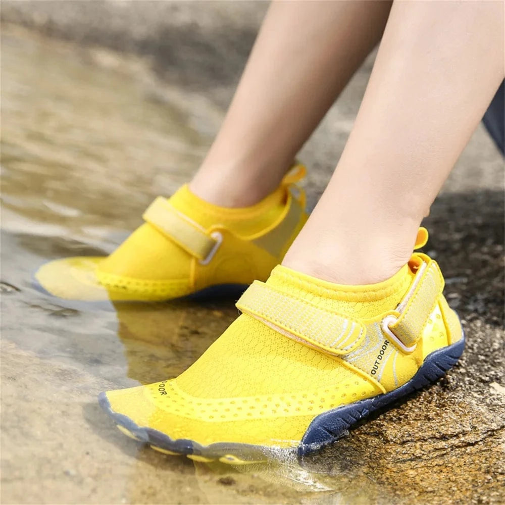 Chaussures d'eau enfants antidérapantes 5 doigts | ZOLVIA