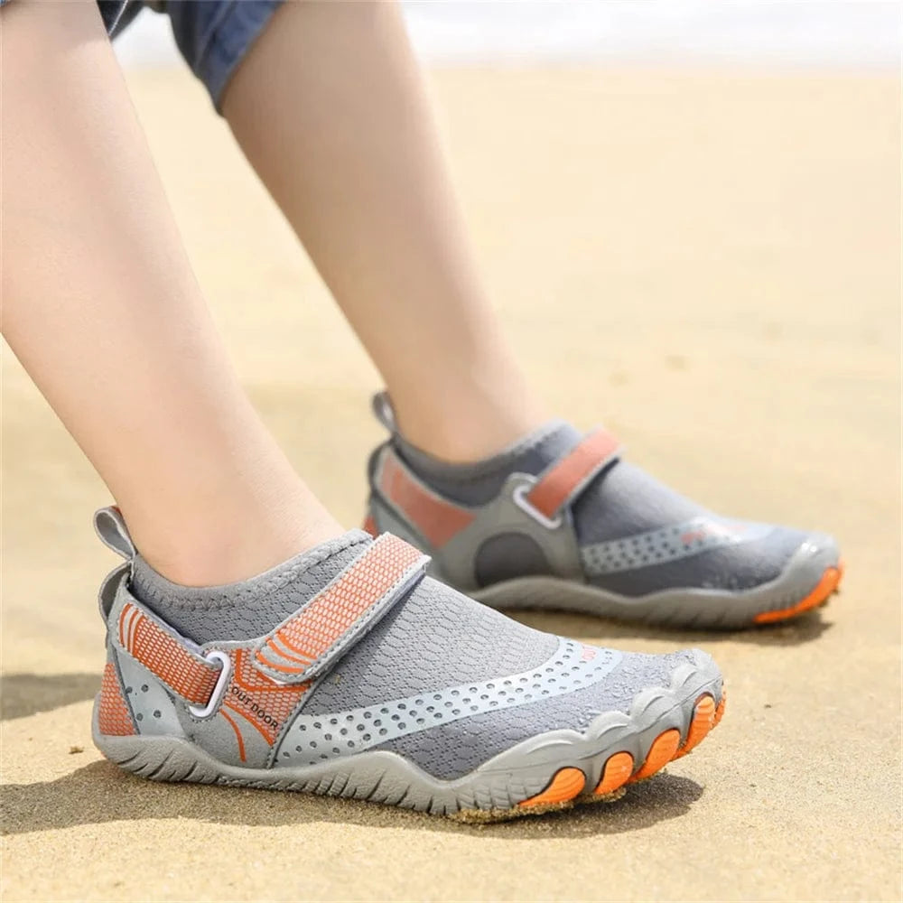 Chaussures d'eau enfants antidérapantes 5 doigts | ZOLVIA