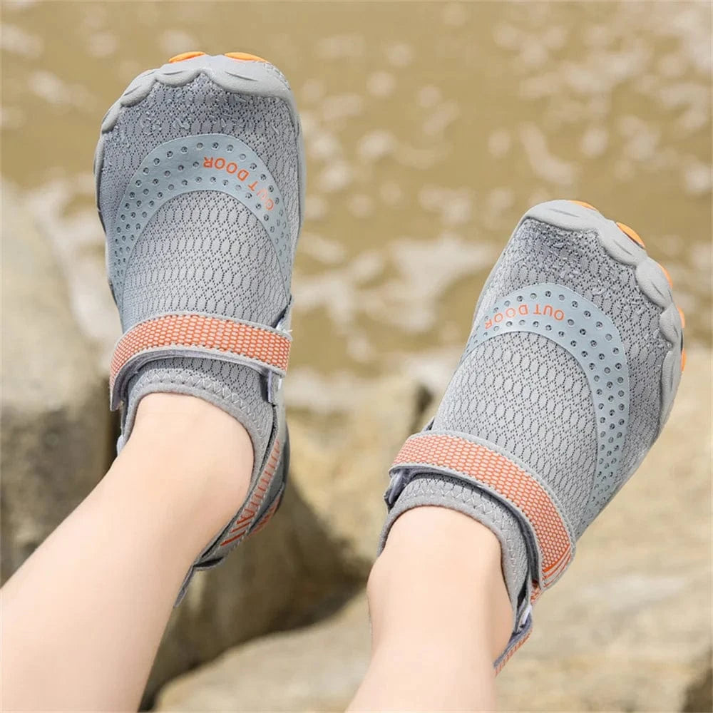 Chaussures d'eau enfants antidérapantes 5 doigts | ZOLVIA