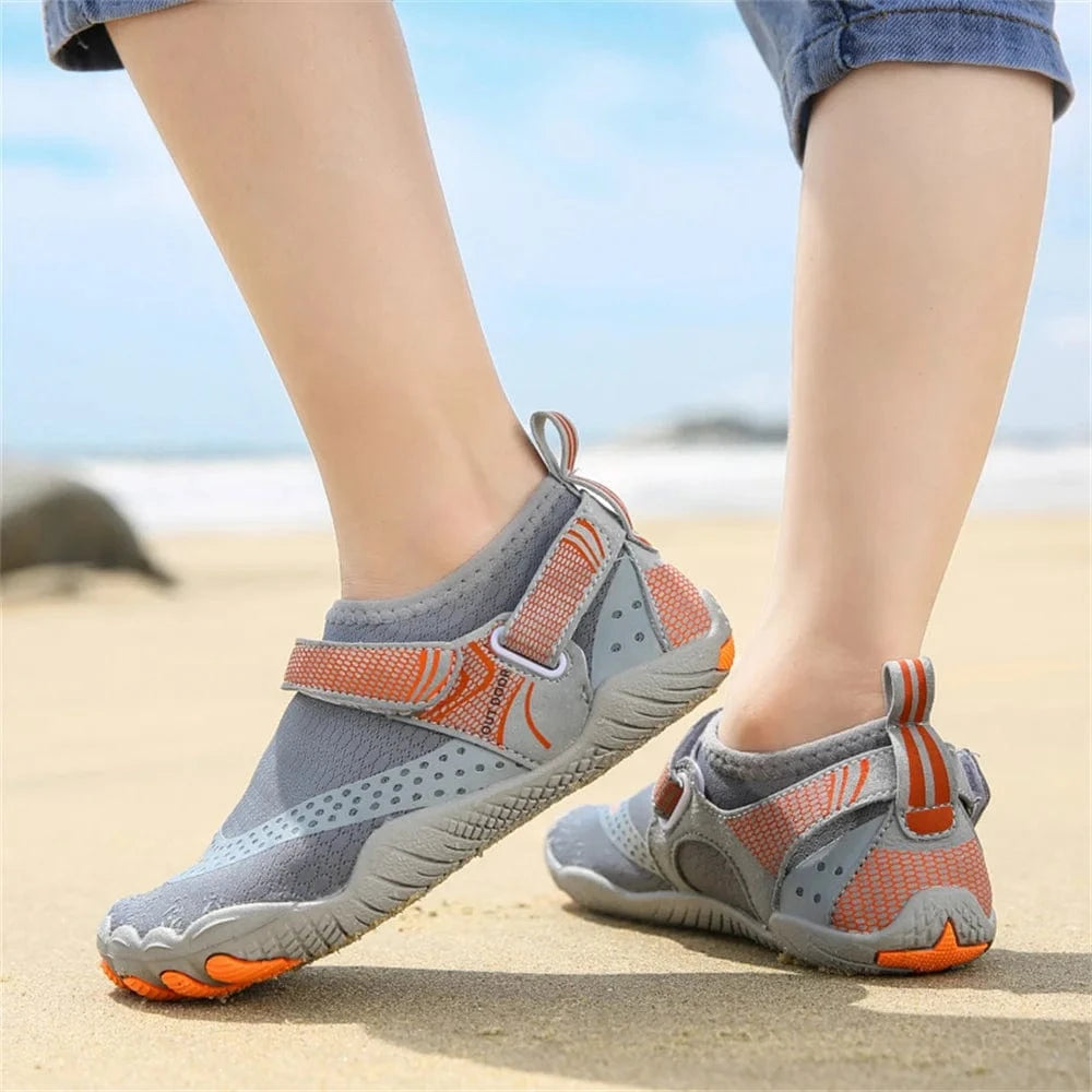Chaussures d'eau enfants antidérapantes 5 doigts | ZOLVIA