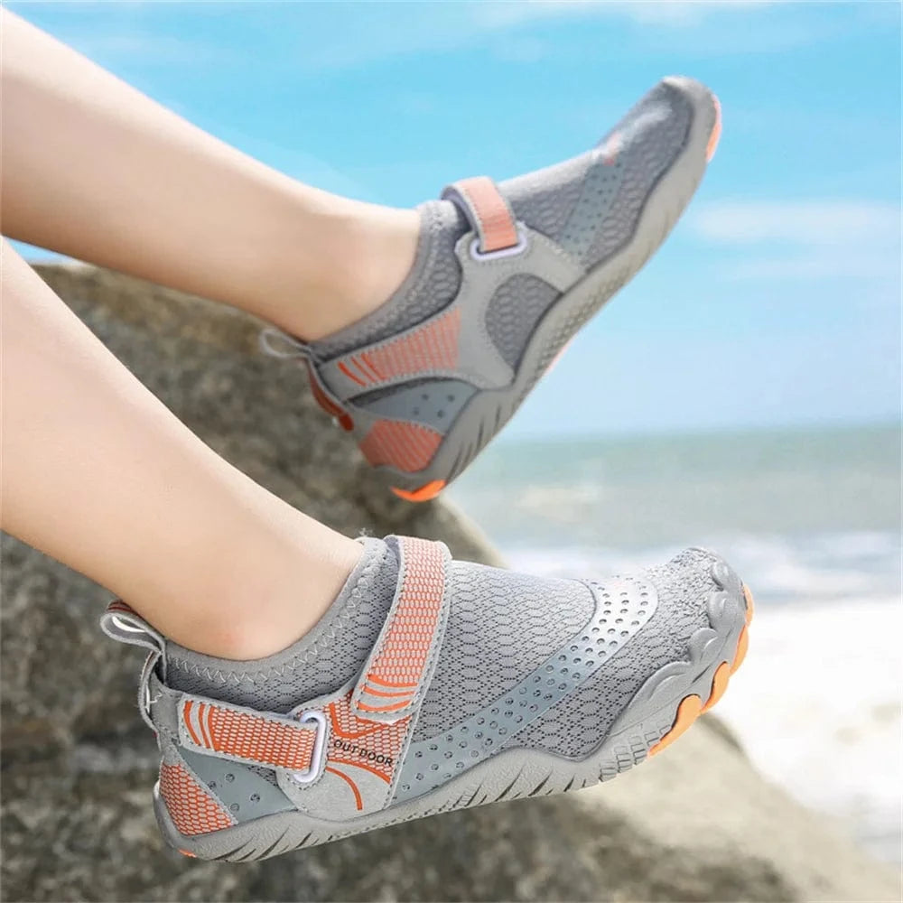 Chaussures d'eau enfants antidérapantes 5 doigts | ZOLVIA