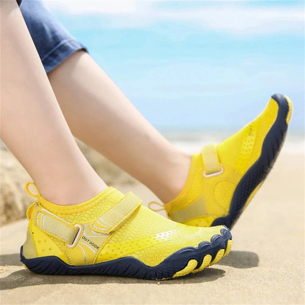 Chaussures d'eau enfants antidérapantes 5 doigts | ZOLVIA