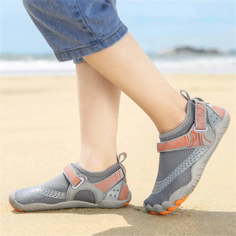 Chaussures d'eau enfants antidérapantes 5 doigts | ZOLVIA